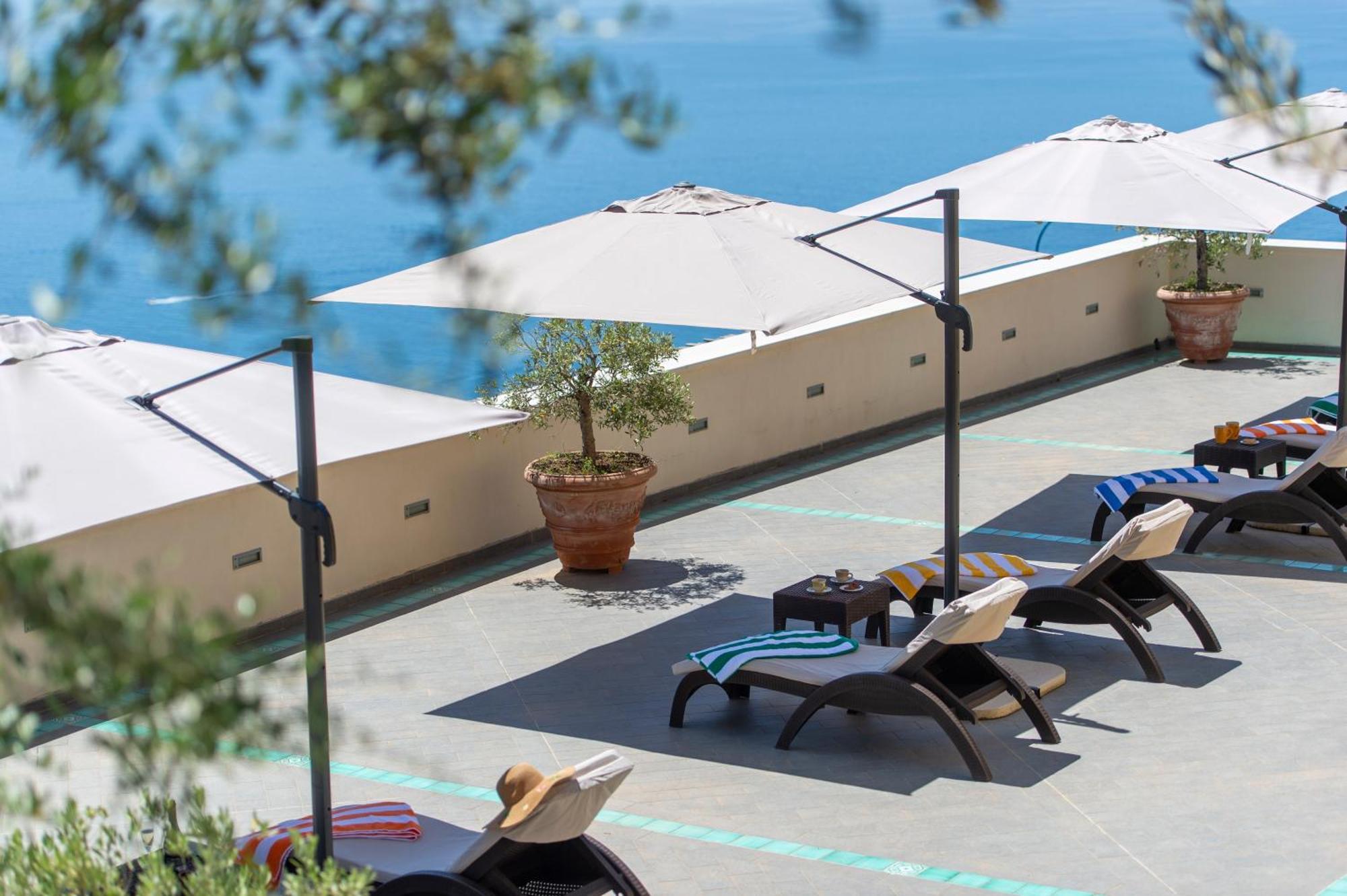 Le Contrade By Sosore Holiday Homes -Amalfi Coast 弗洛里 客房 照片