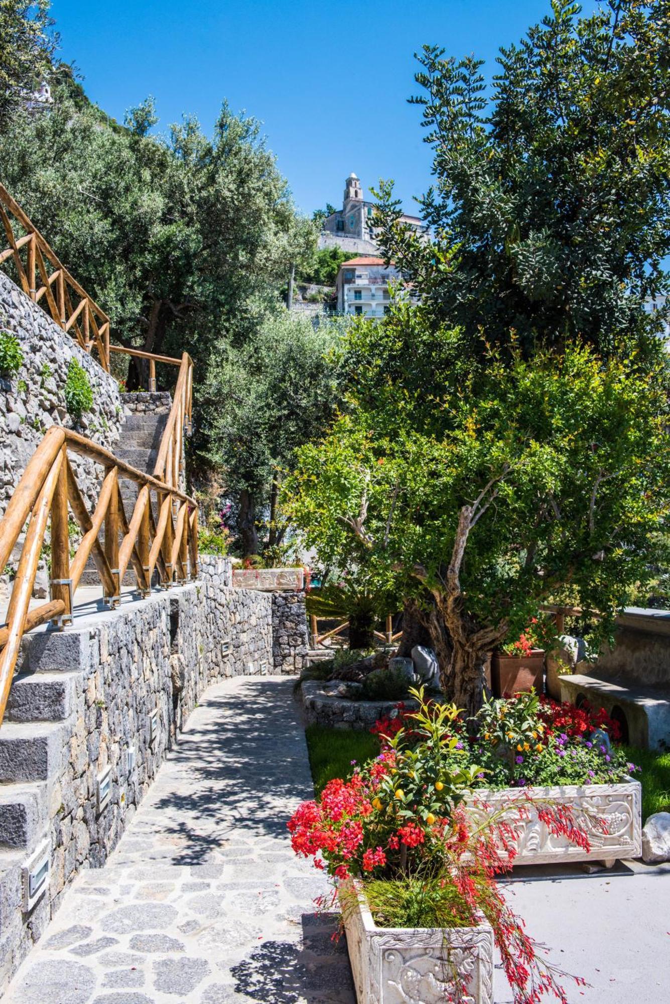 Le Contrade By Sosore Holiday Homes -Amalfi Coast 弗洛里 外观 照片